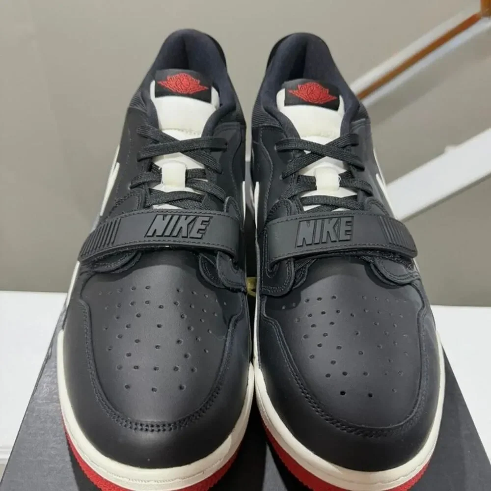 Jordan Men's Black Trainers